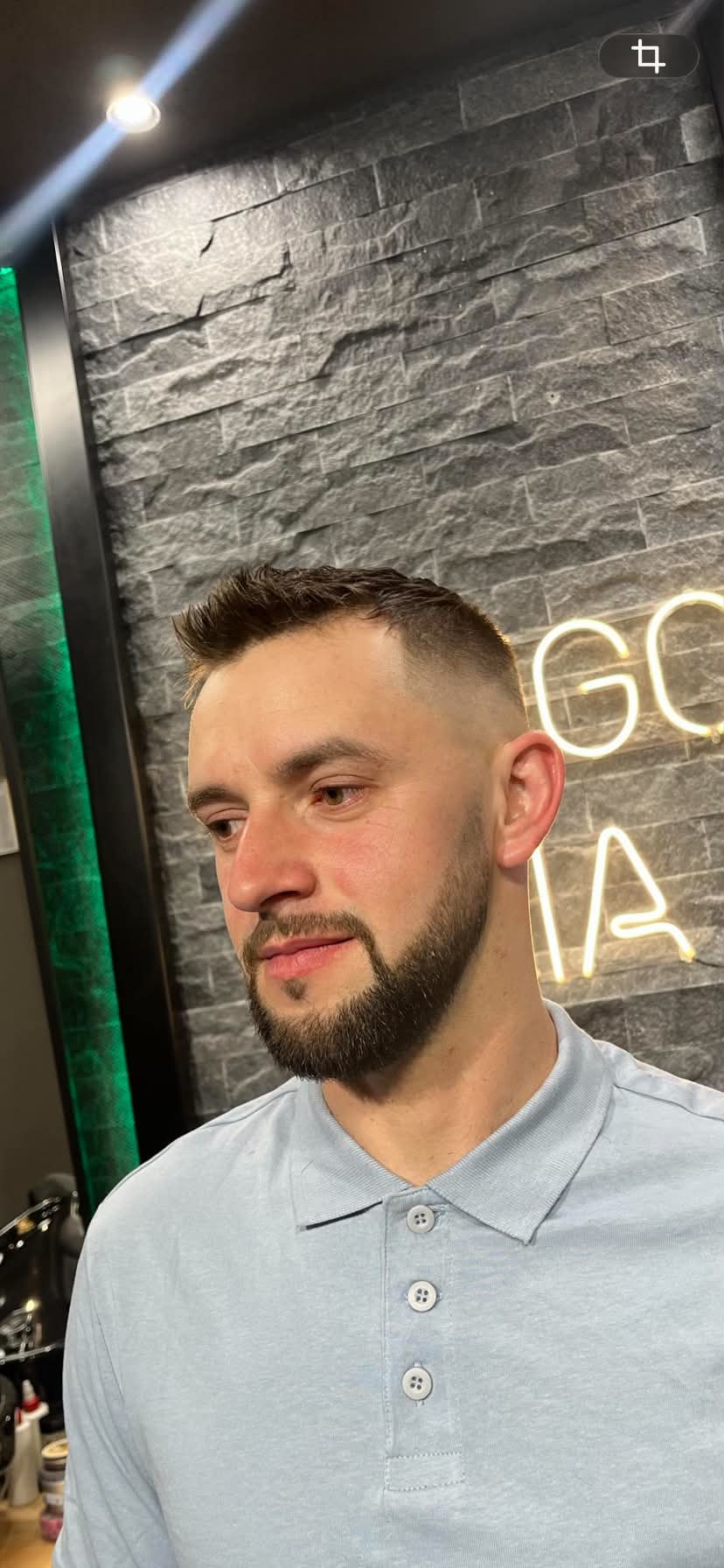 Nowoczesne cięcie męskie z dojazdem – realizacja 4